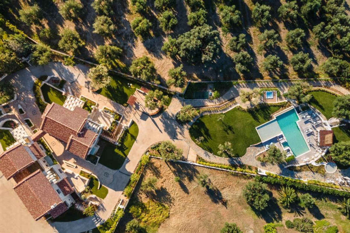 Kastri Elia Suites