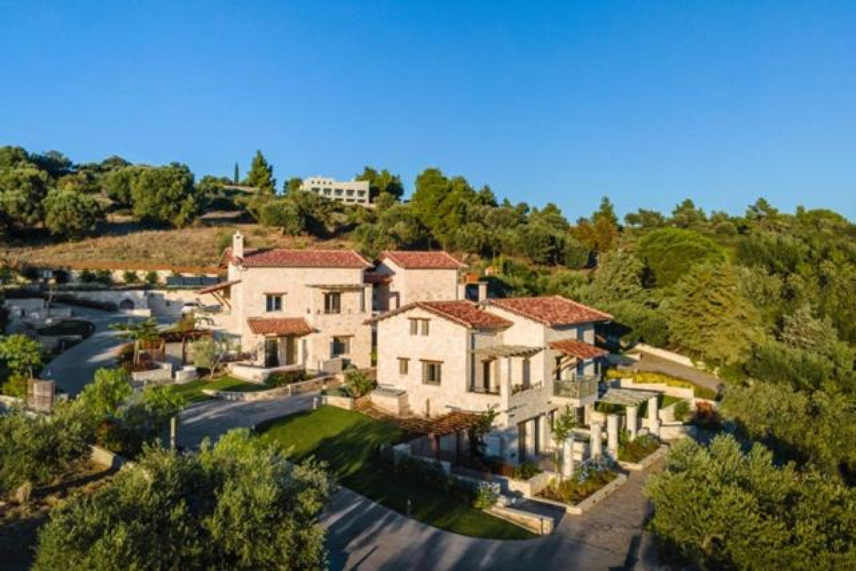 Kastri Elia Suites