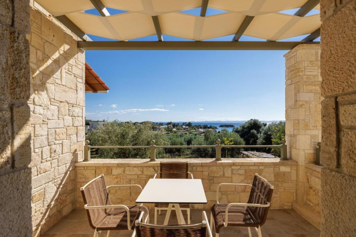 Kastri Elia Suites