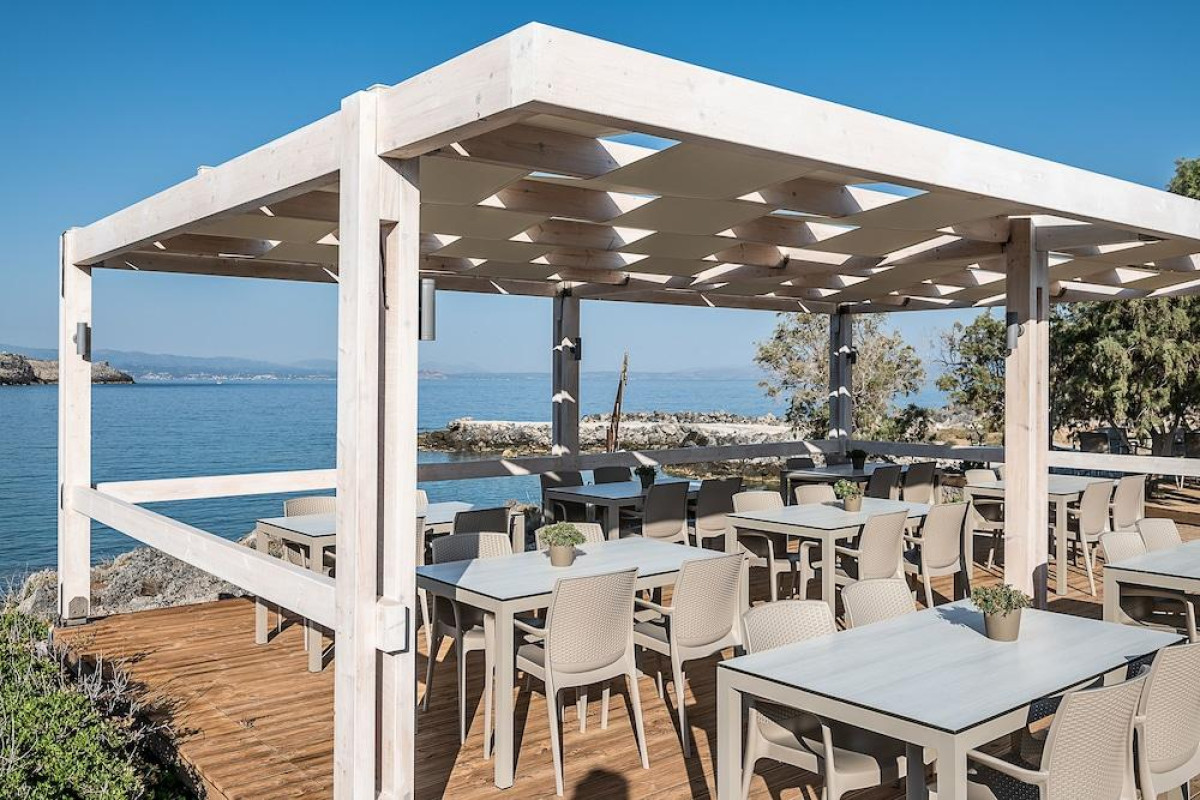 Kavos Hotel