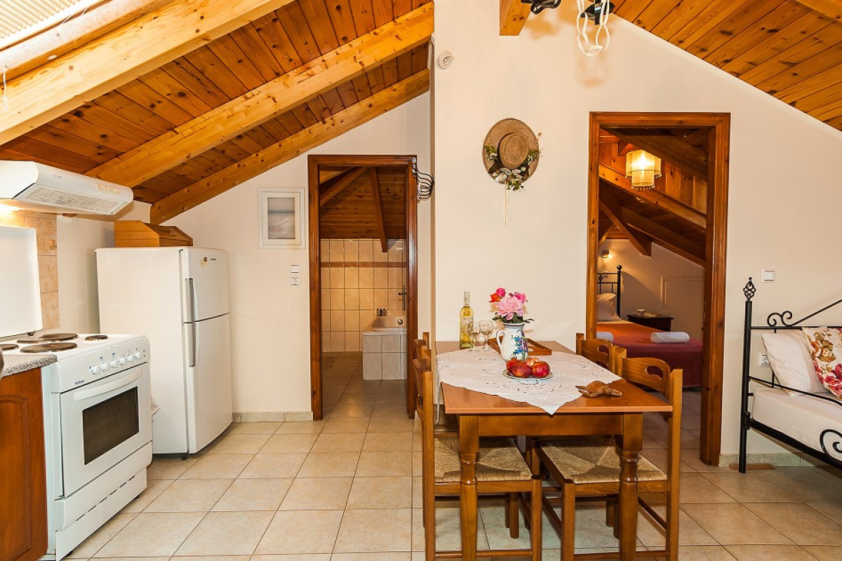 KAVOS PSAROU STUDIOS & APARTMENTS