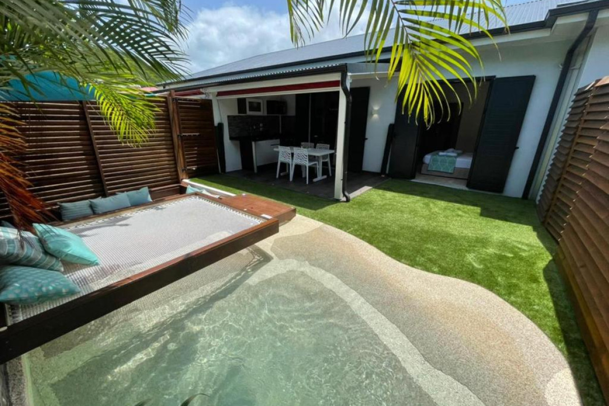 Kawan Bay Suites
