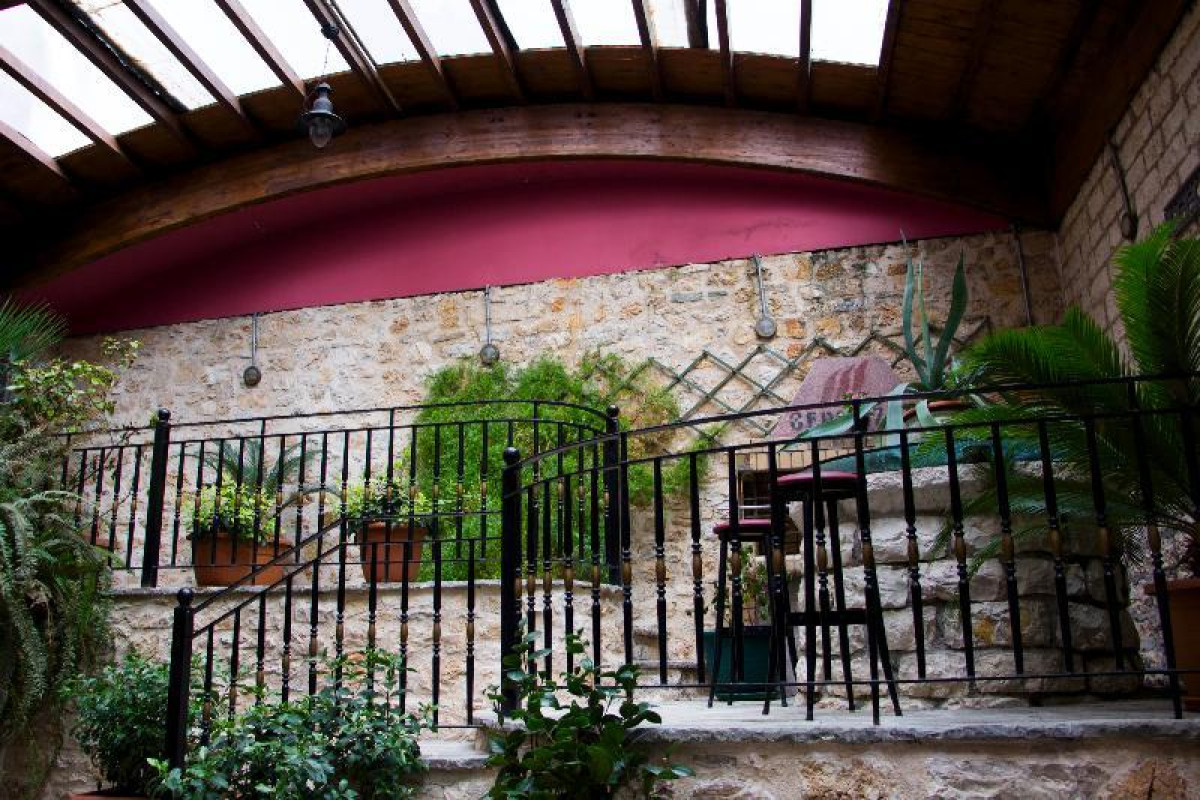 Kentrikon Hotel