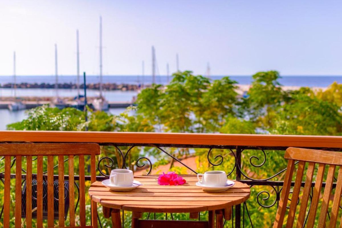 KERKIS BAY