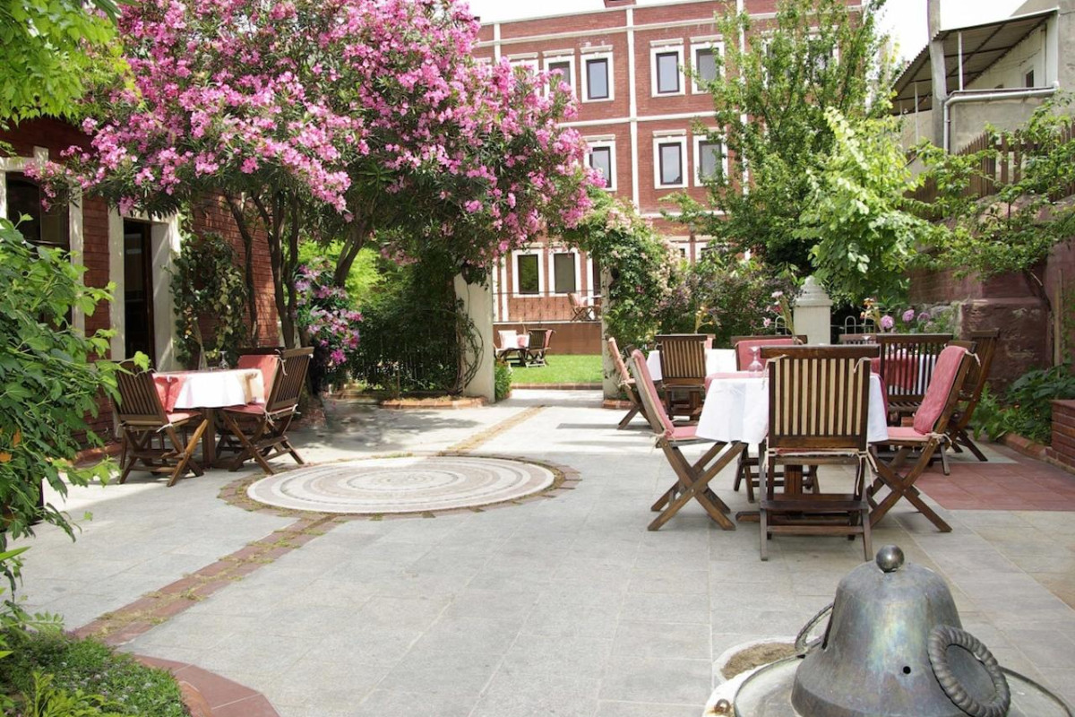 KERVANSARAY HOTEL