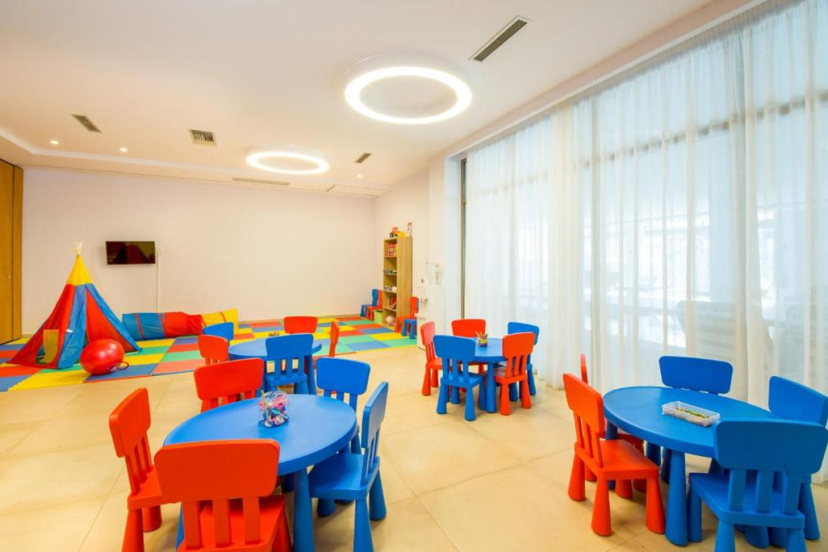 Kiani Beach Resort Family