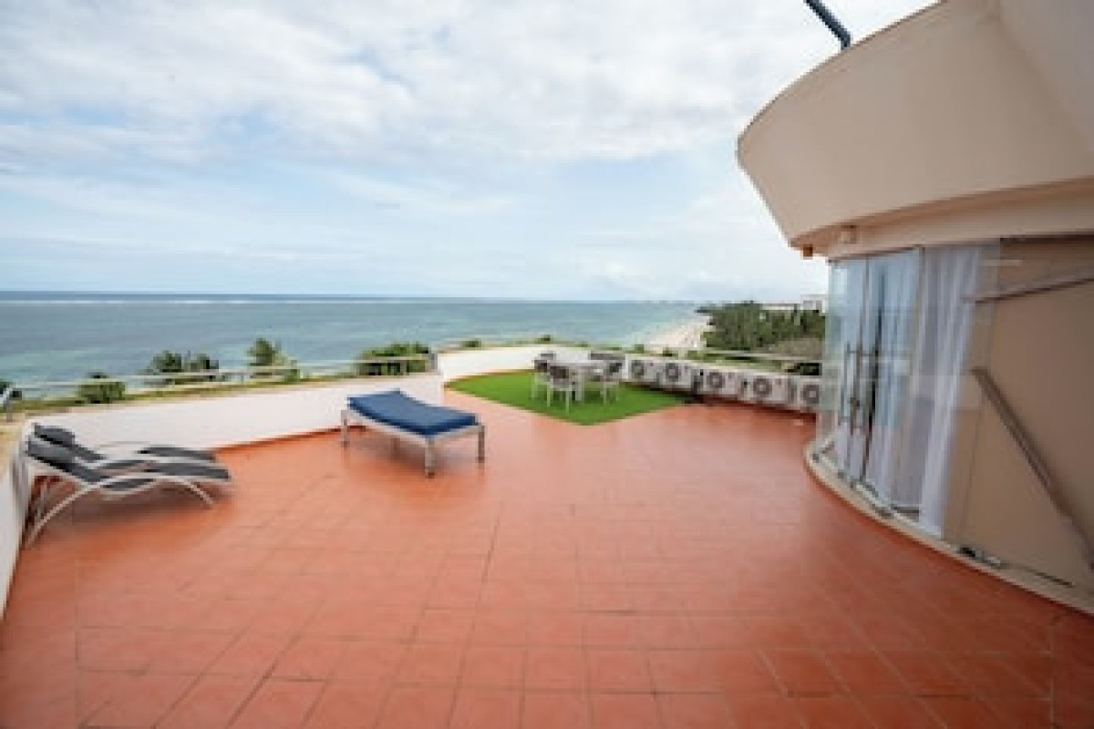 KILUA BEACH RESORT
