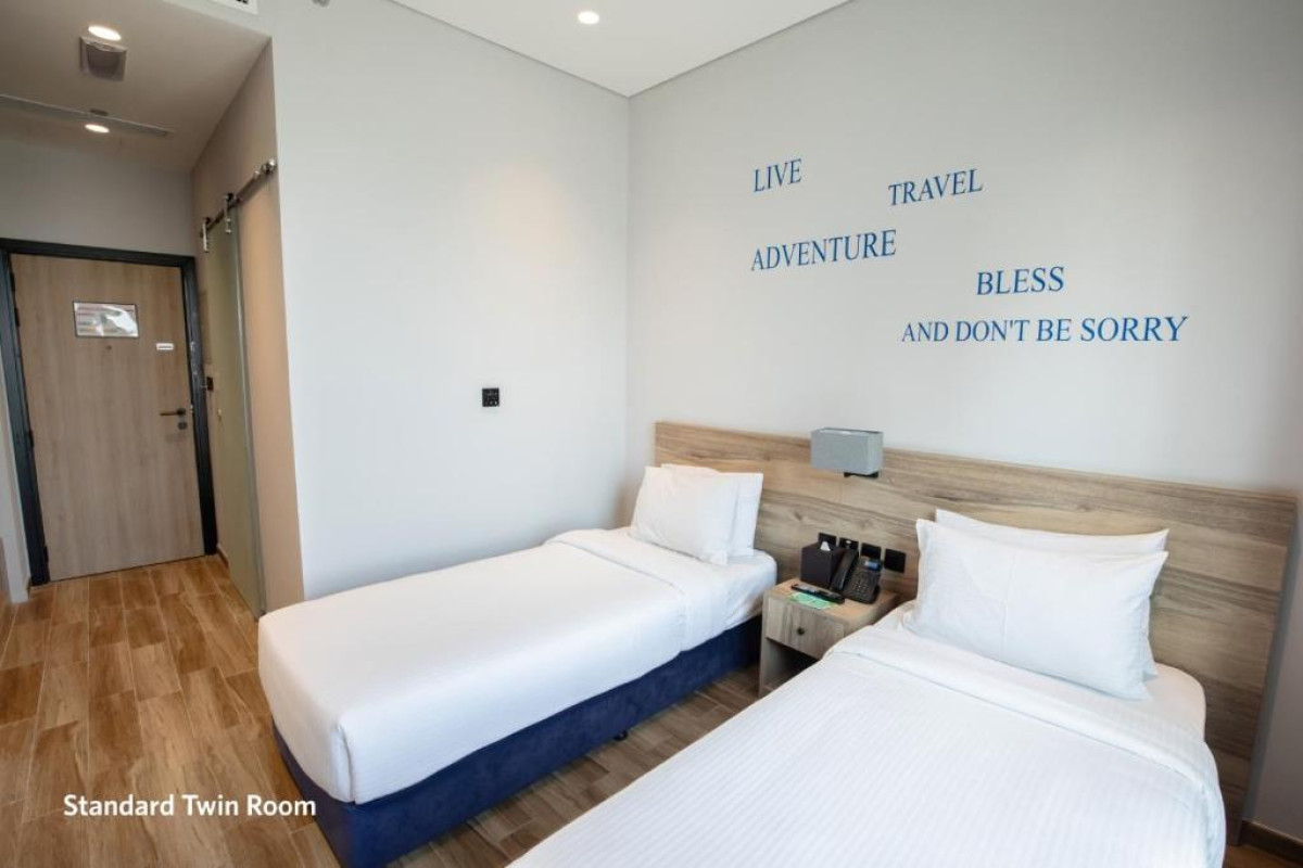Kingsgate Canal Hotel by Millennium
