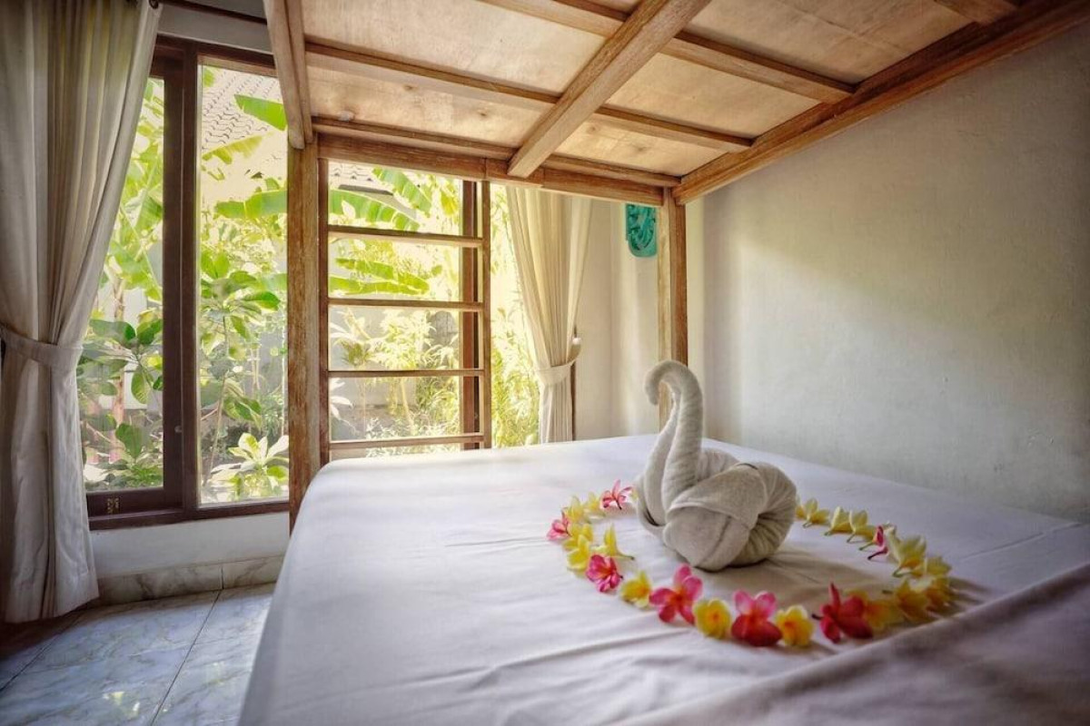 Kirana Homestay - Breeze Bungalow