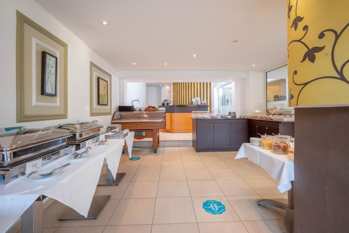 Kitro Beach Hotel
