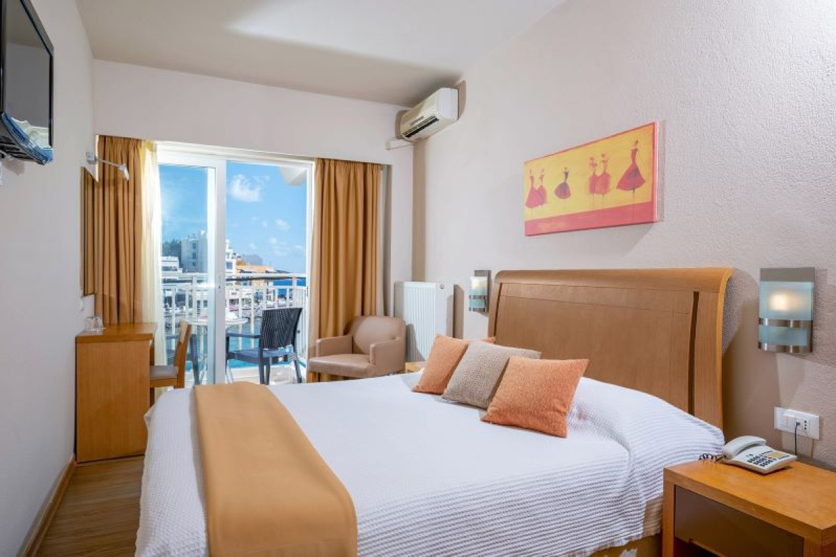 Kitro Beach Hotel