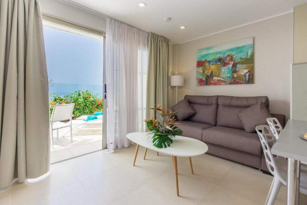 KLAYMAN Diamond Aparthotel