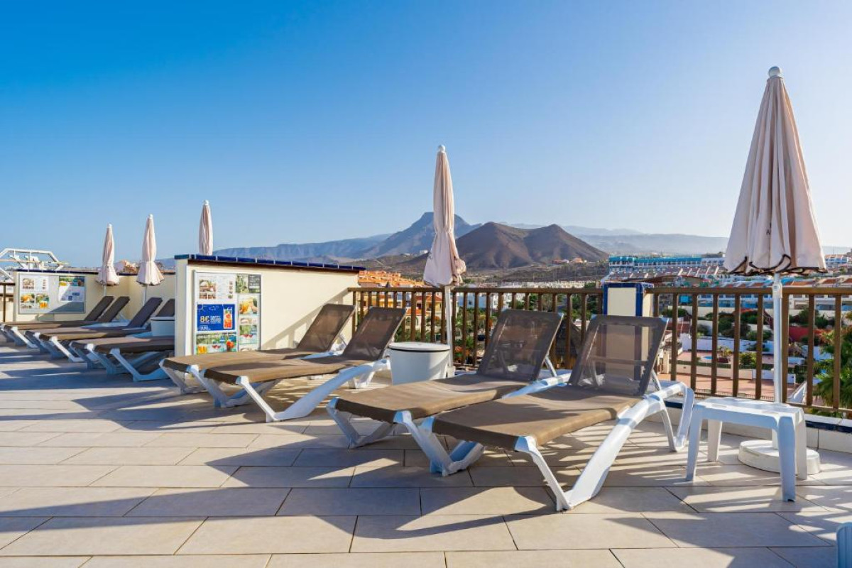 Klayman Olivina Aparthotel