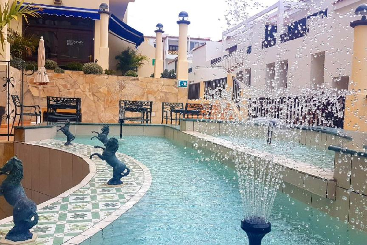 Klayman Olivina Aparthotel