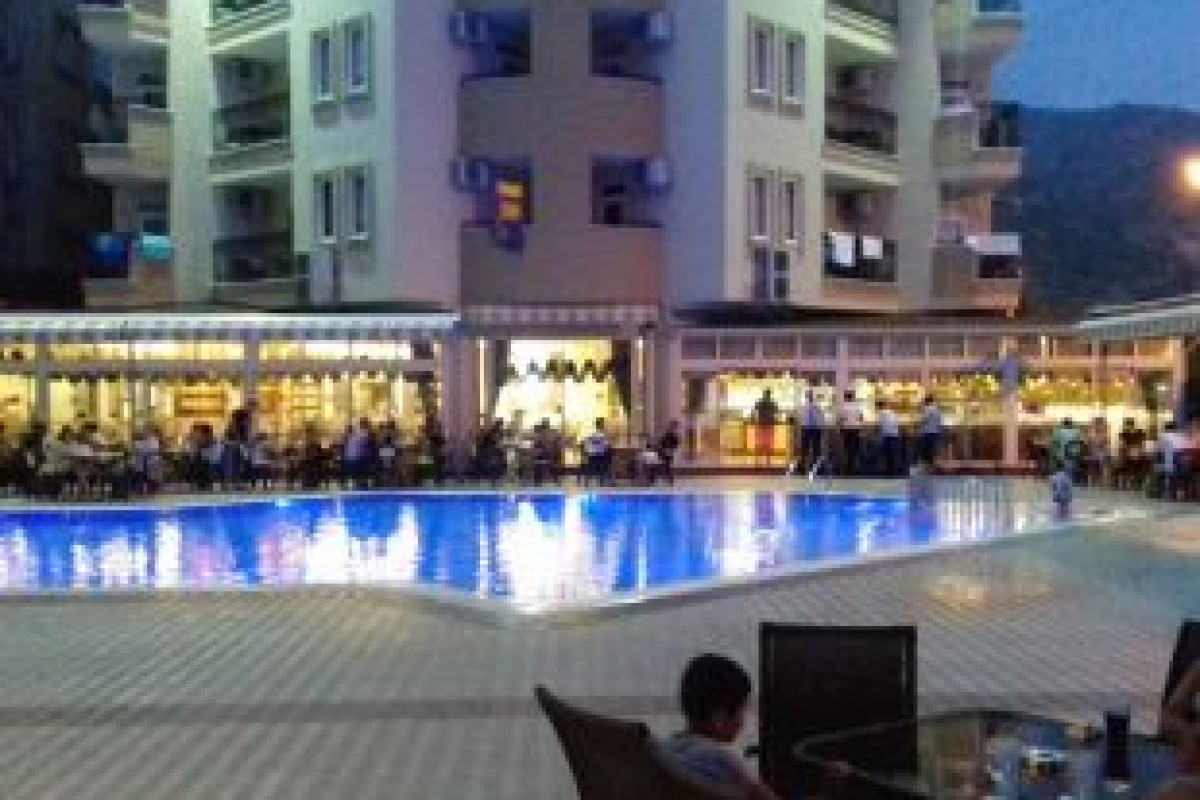 KLEOPATRA ROYAL PALM HOTEL