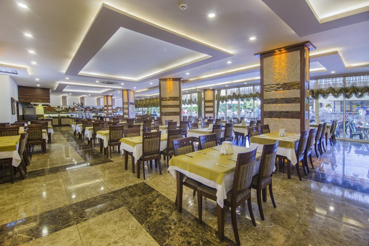 KLEOPATRA ROYAL PALM HOTEL