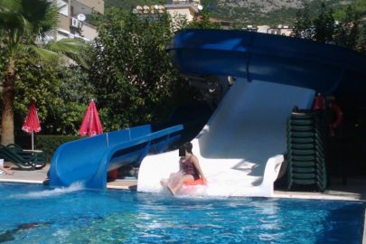 KLEOPATRA ROYAL PALM HOTEL