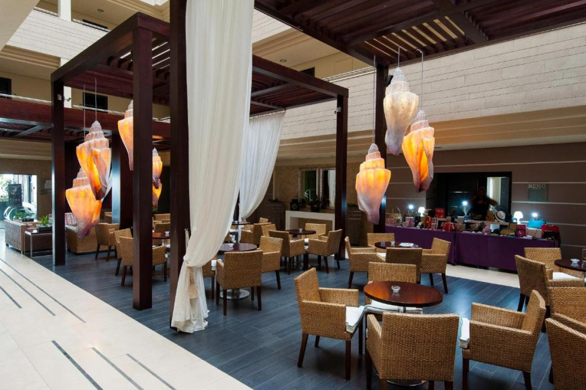 KN Arenas del Mar Beach & Spa Hotel