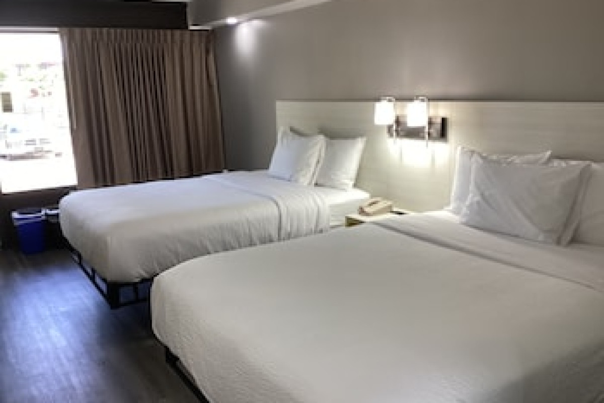 KNIGHTS INN BALTIMORE WEST