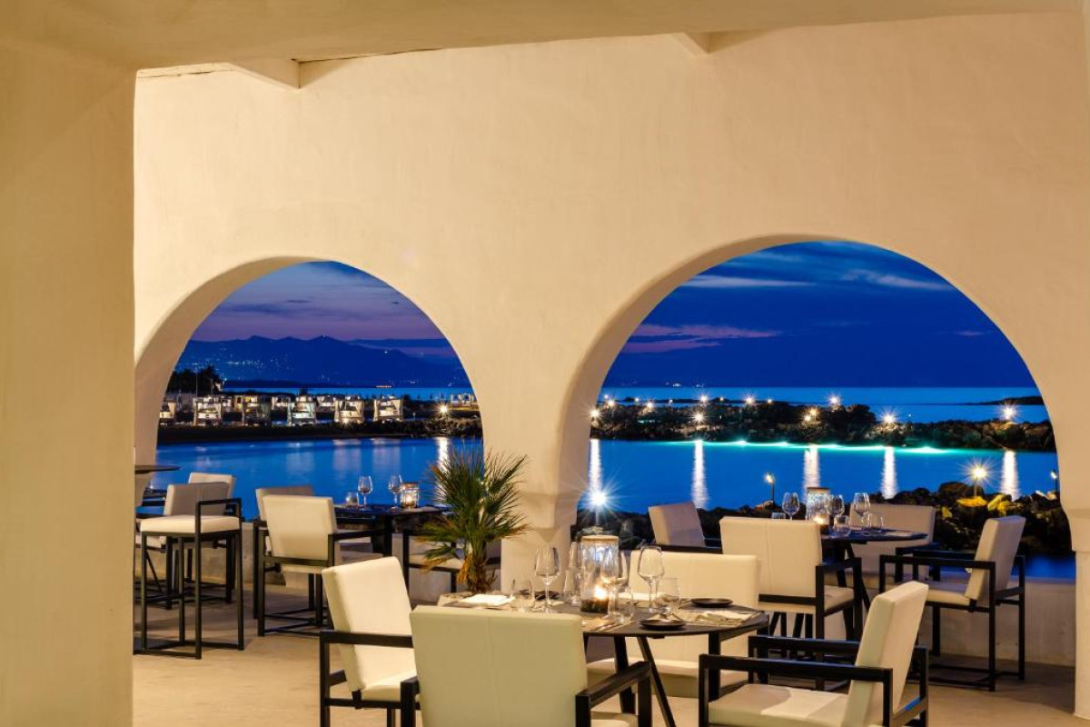 KNOSSOS BEACH BUNGALOWS (RO) - KOKKINI HANI