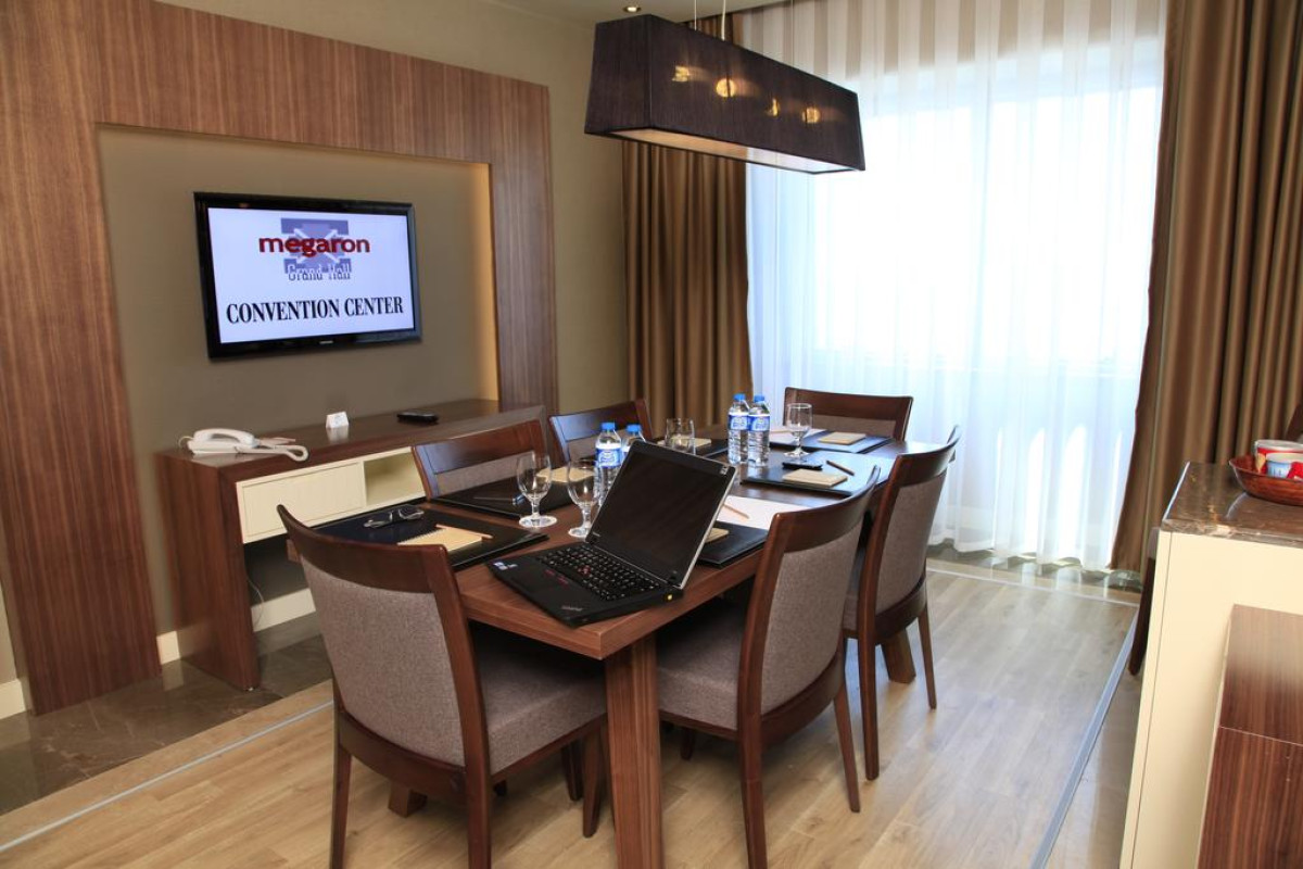 KOLIN HOTEL