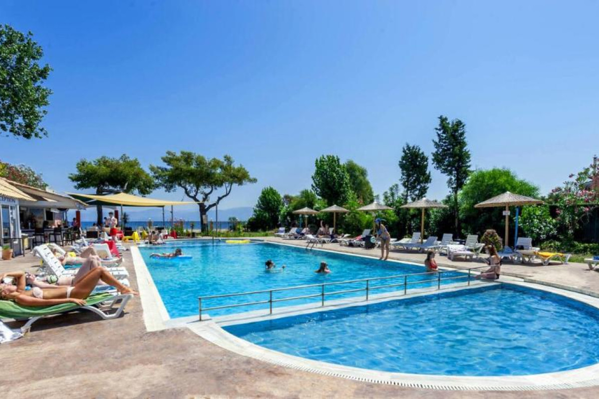 KOULOURIS BEACH HOTEL