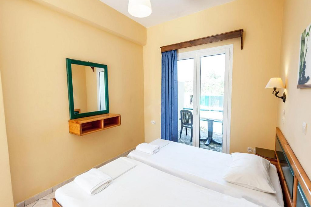 KOULOURIS BEACH HOTEL