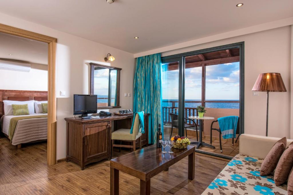 Koutrakis Suites (Crete)