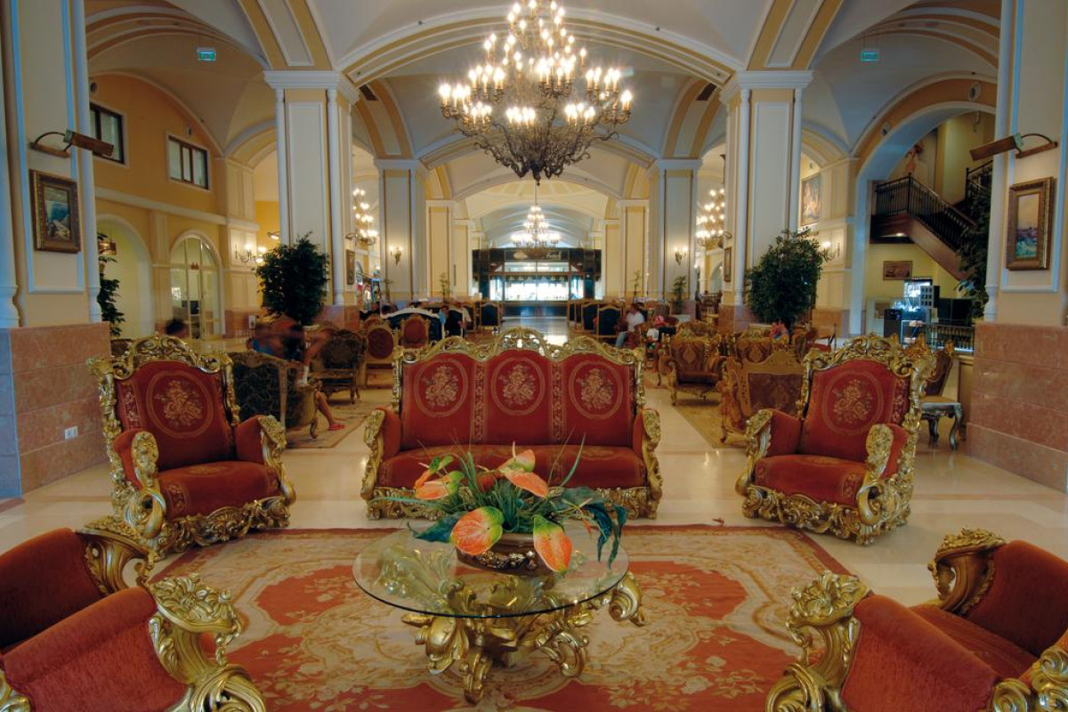 KREMLIN PALACE (EX ASTERIA KREMLIN PALACE)