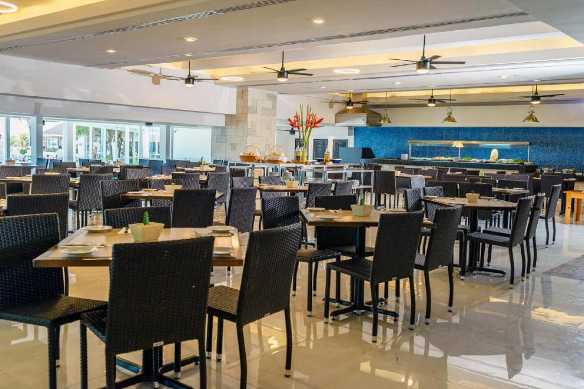 Krystal Resort Cancun