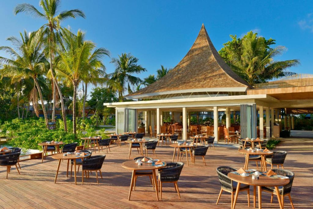 Niva Kuramathi Maldives Resort