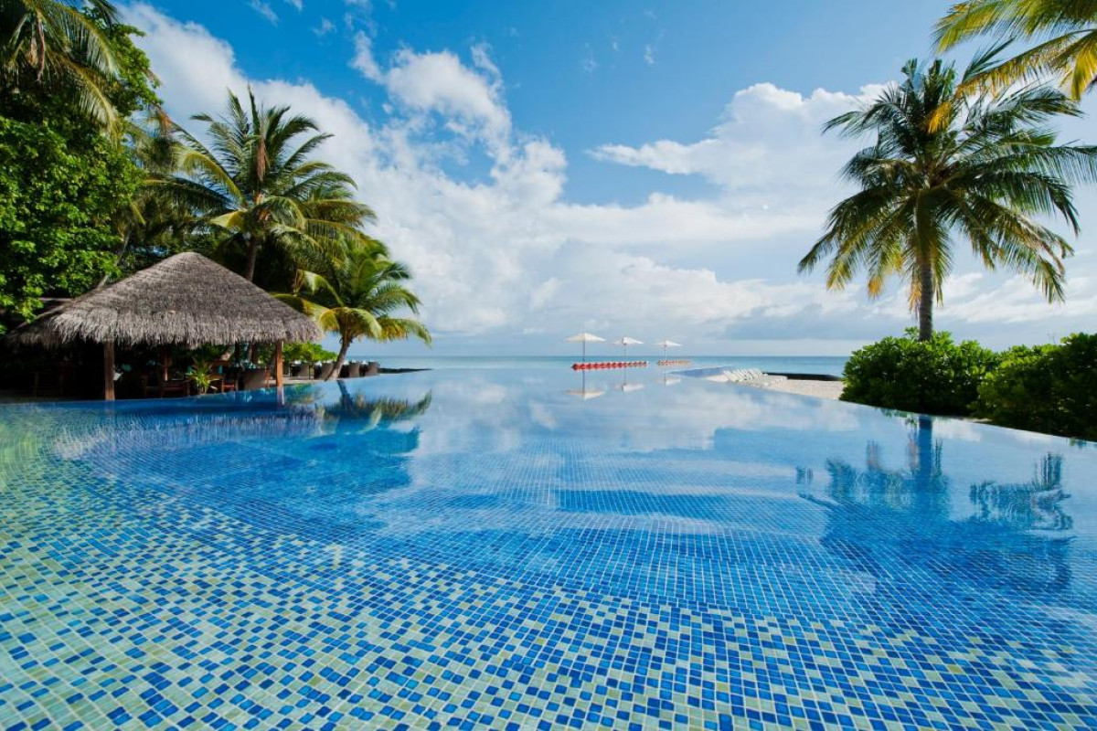 Niva Kuramathi Maldives Resort