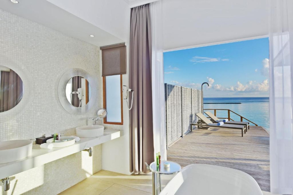 Niva Kuramathi Maldives Resort