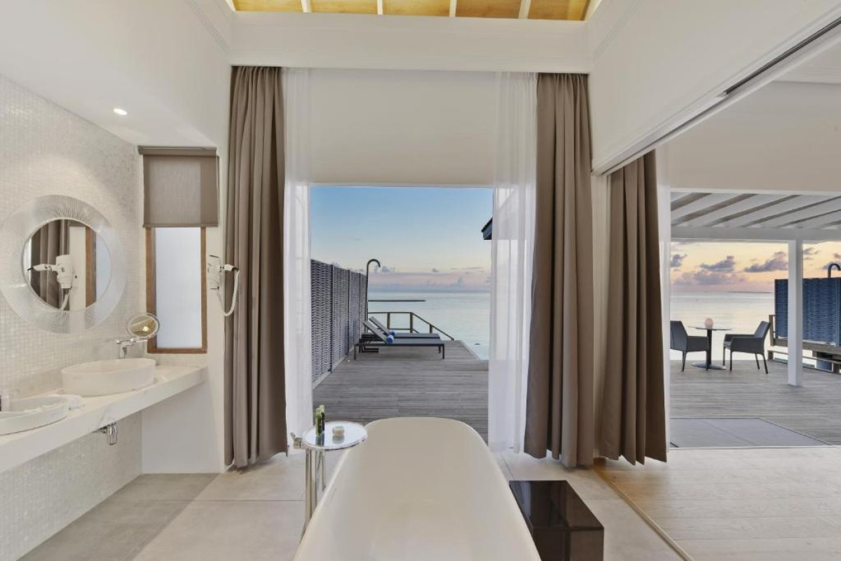 Niva Kuramathi Maldives Resort