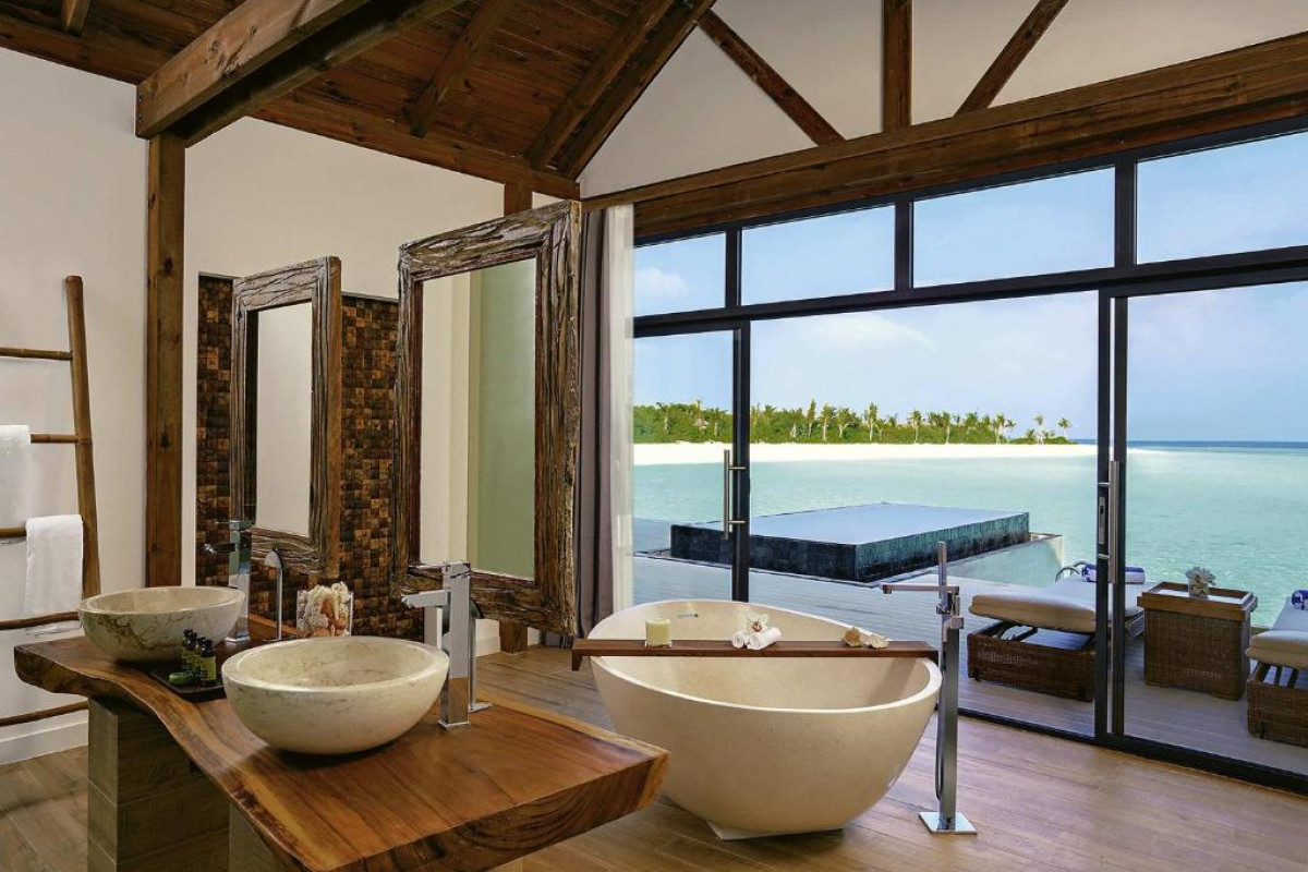 Kuredhivaru Resort and Spa