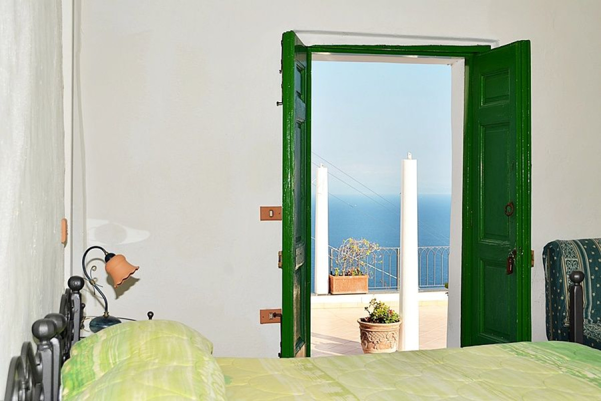 LA CASA DEL MELOGRANO