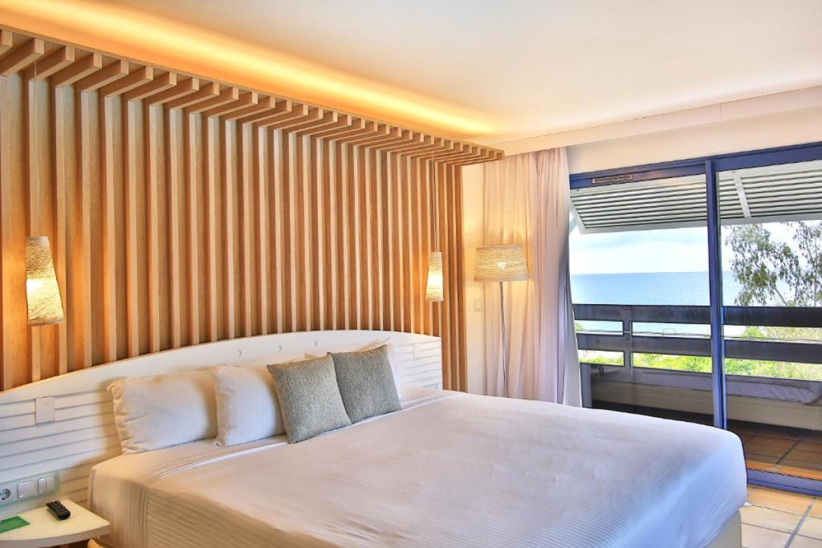 La Creole Beach Hotel & Spa