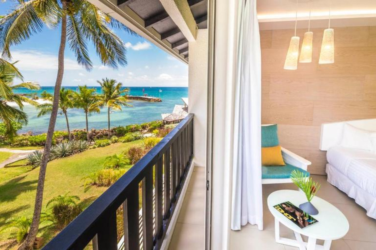 La Creole Beach Hotel & Spa