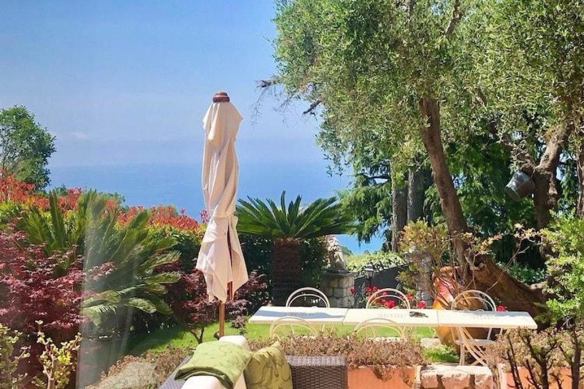 La Finestra Sul Mare