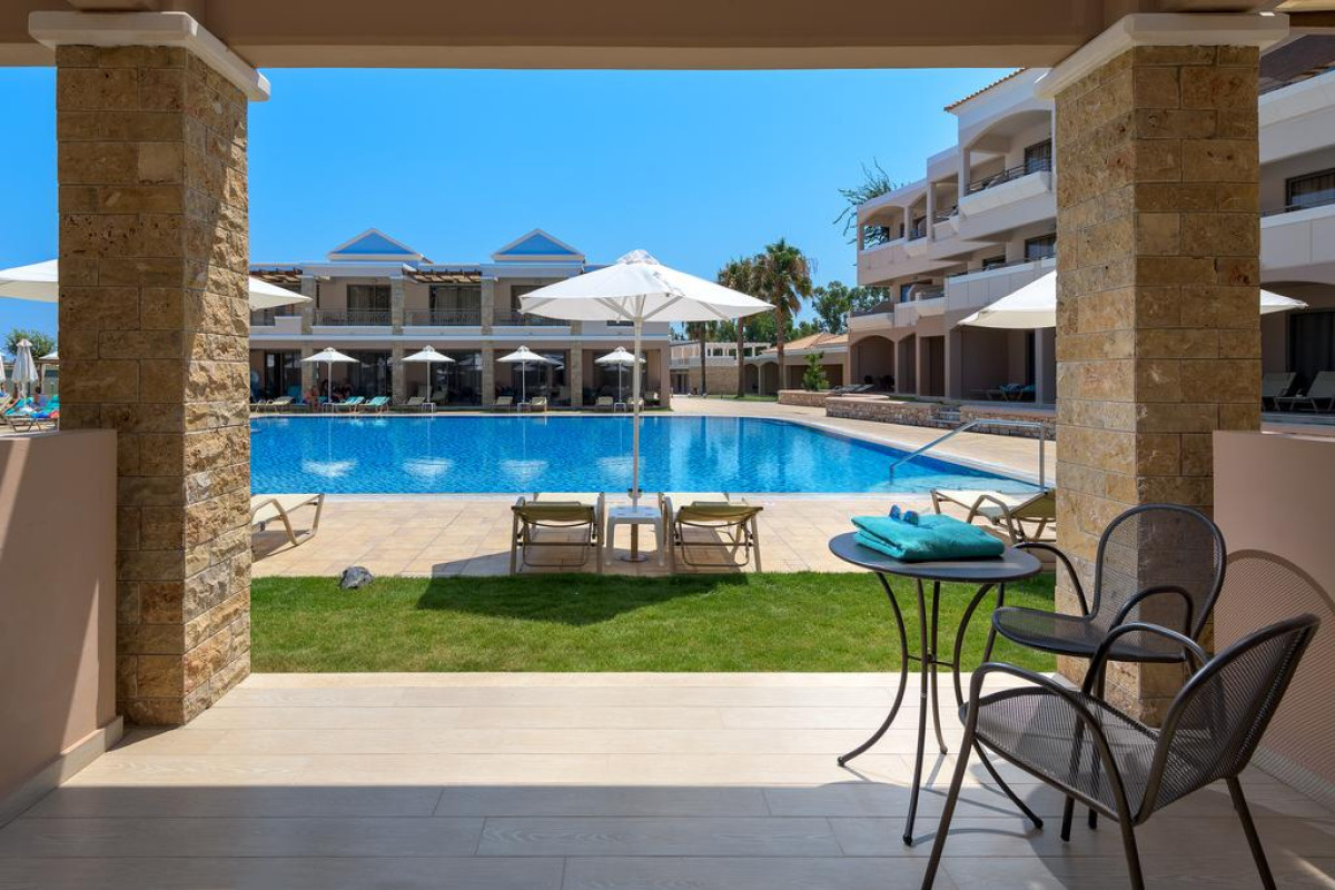 Complex La Marquise Luxury Resort