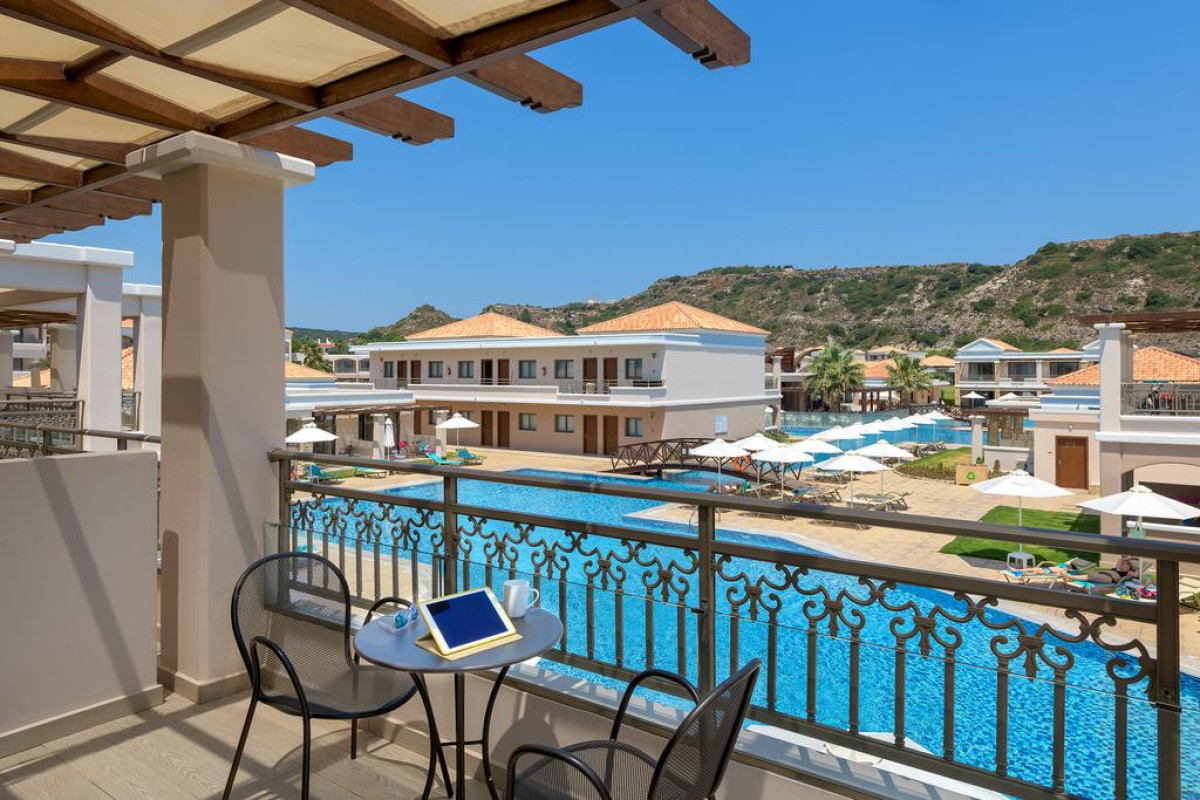 Complex La Marquise Luxury Resort