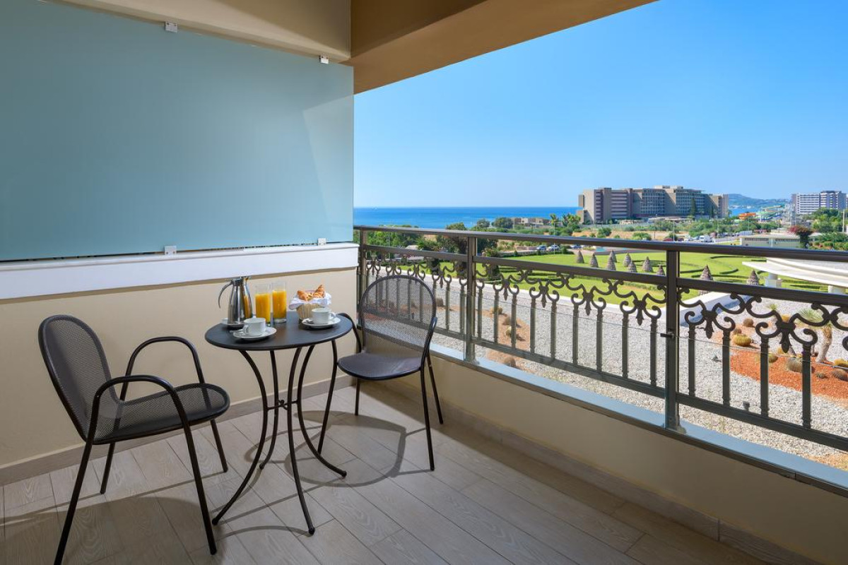 Complex La Marquise Luxury Resort