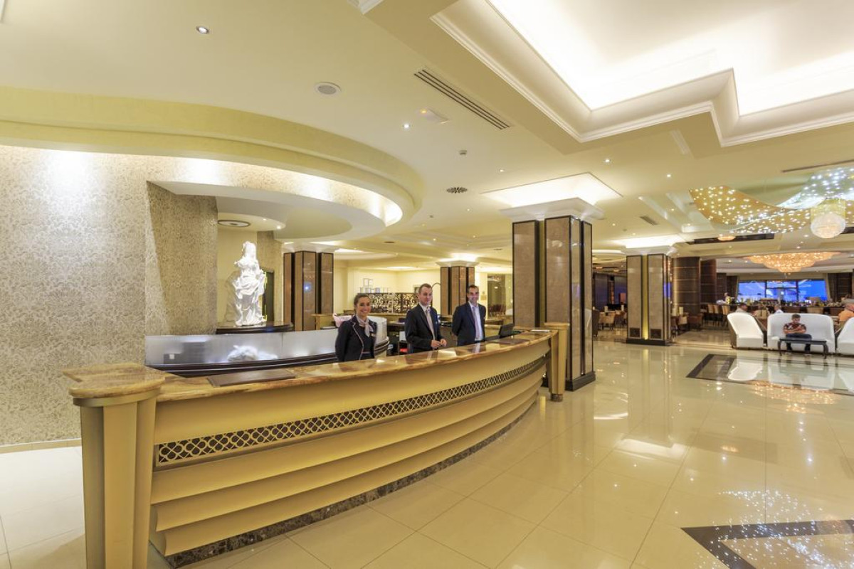 Complex La Marquise Luxury Resort