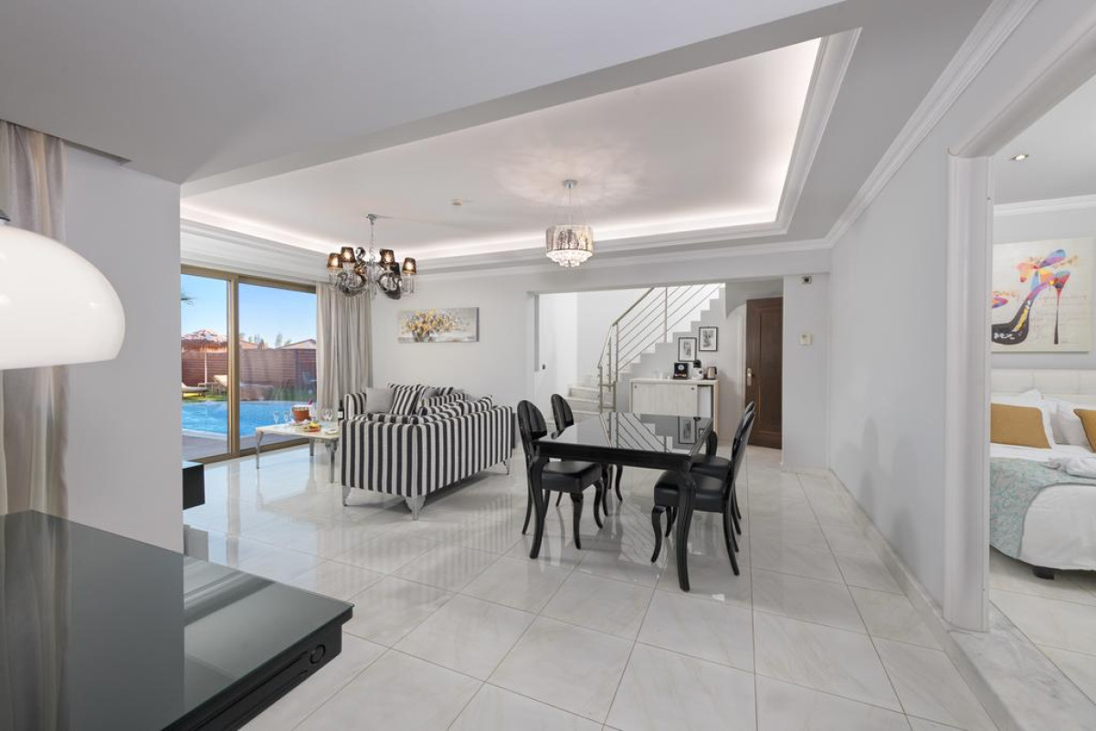 Complex La Marquise Luxury Resort