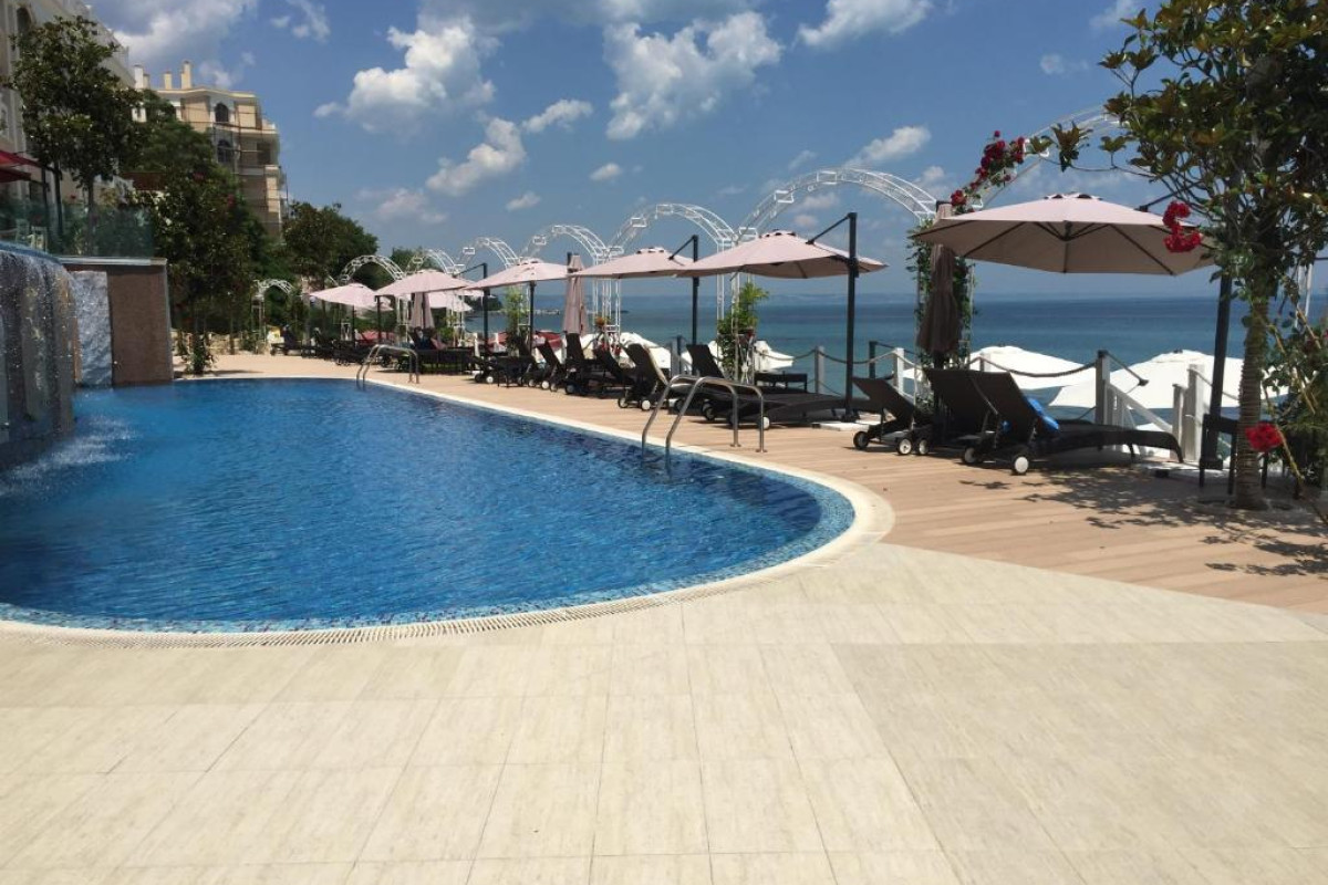 La Mer Residence