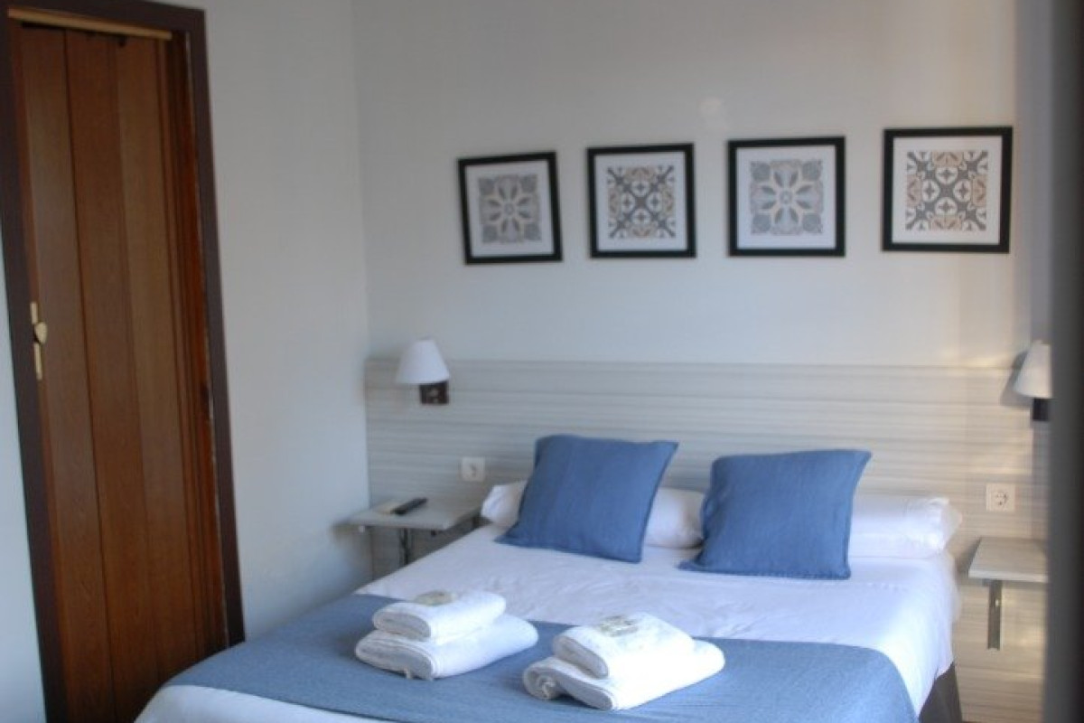 La Perla Granada Suites