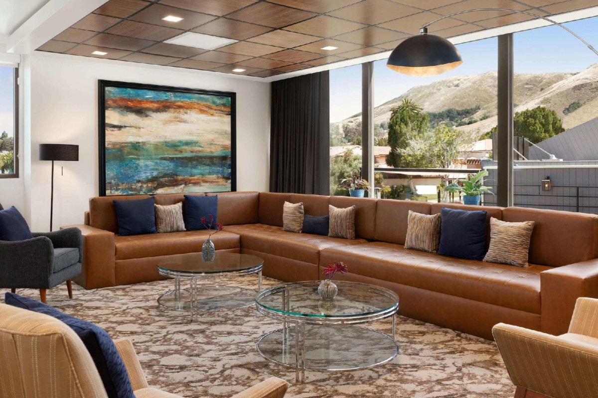 La Quinta Inn & Suites By Wyndham San Luis Obispo Downtown