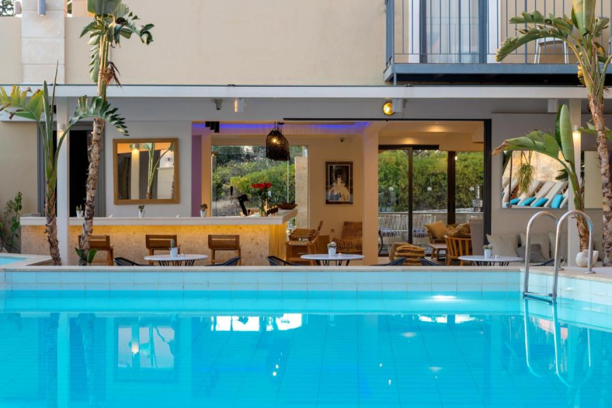 La Stella Apartments & Suites
