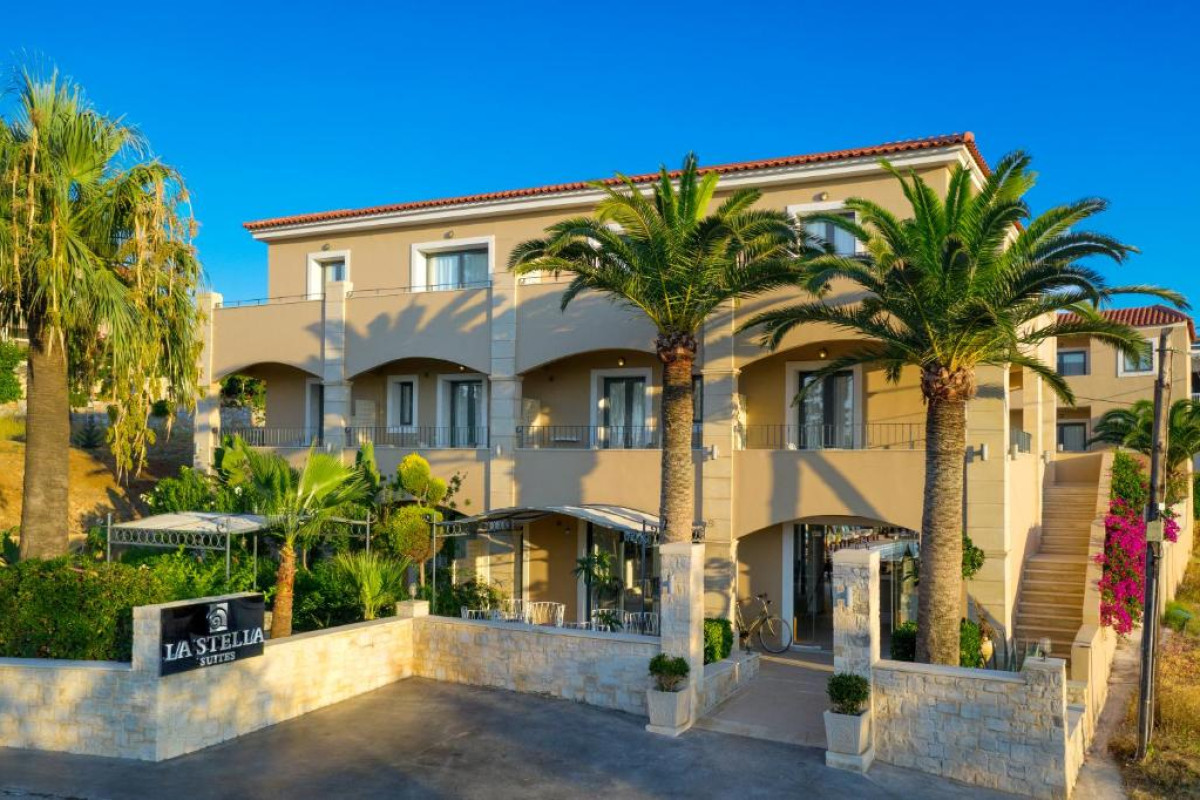 La Stella Apartments & Suites