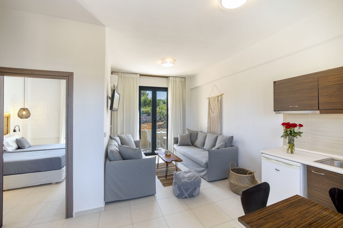 LA STELLA SUITES